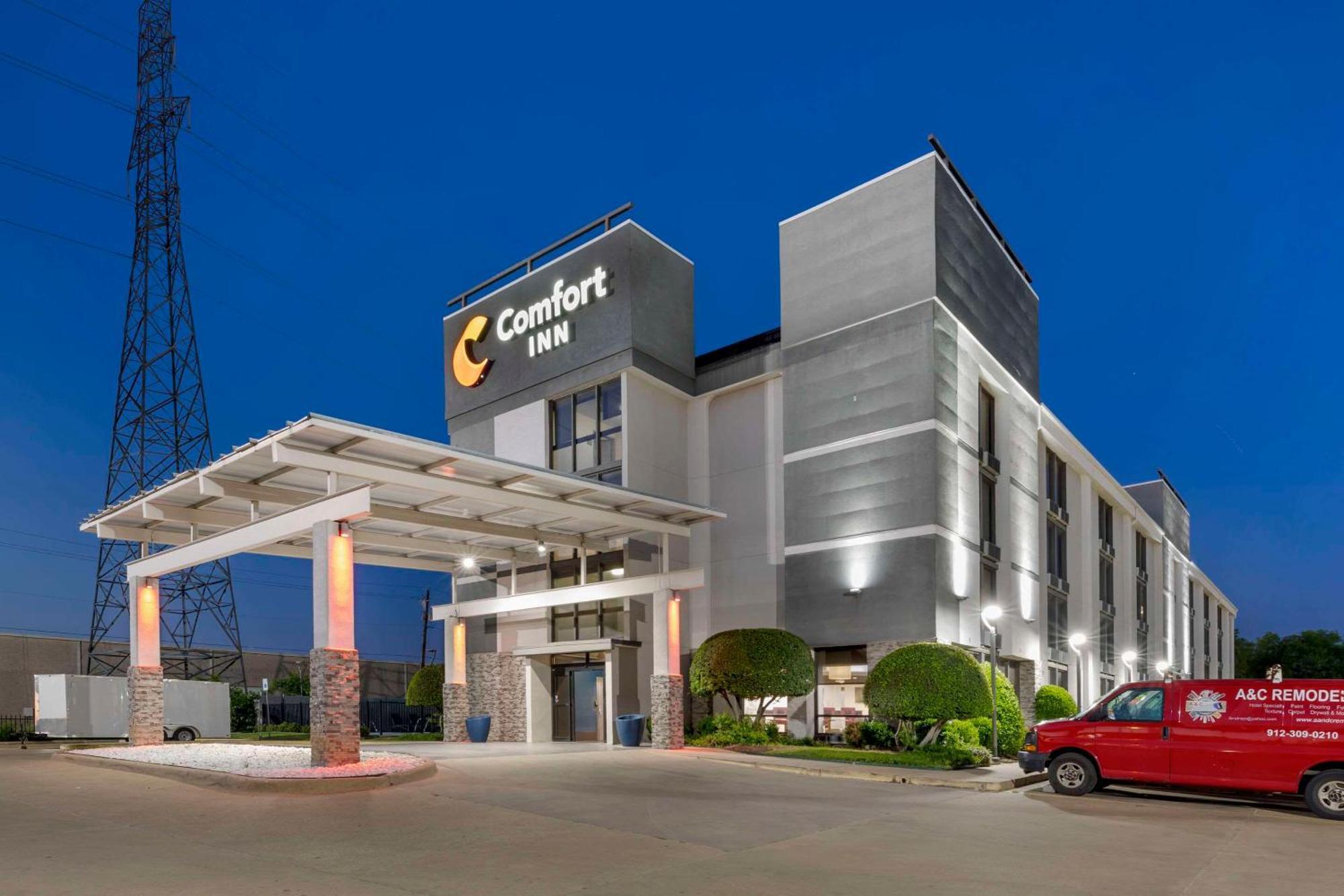 Comfort Inn Dallas North Love Field Airport Exterior foto